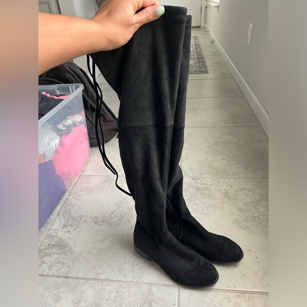 Black boots
